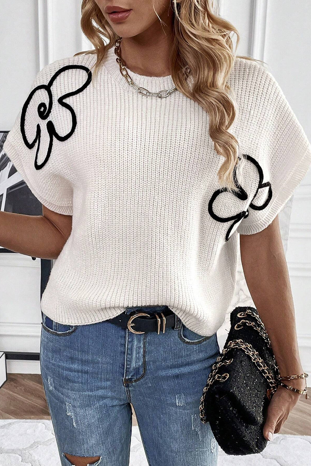 Black Flower Embroidery Sweater Tee